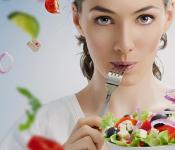 Ausgewogene Ernährung - die richtige Ernährung für einen Hauttag, Menü